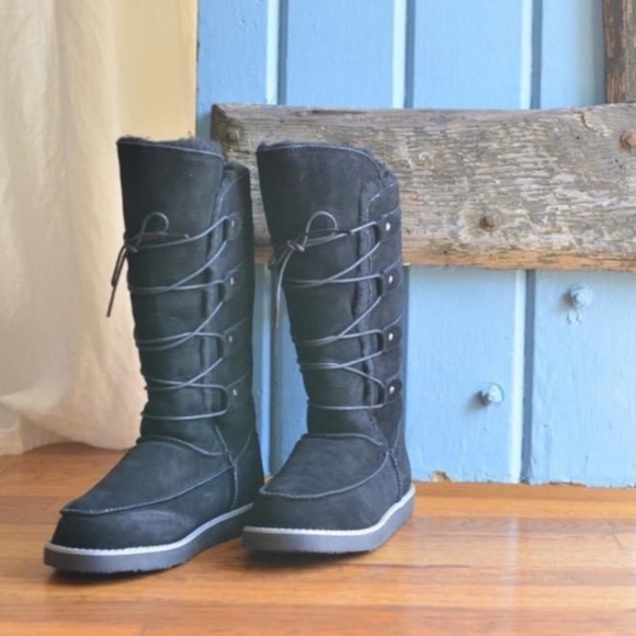 Aussie Merino Tasman Suede Tall Snow Boots - Size 4 - Black - Picture 2 of 9